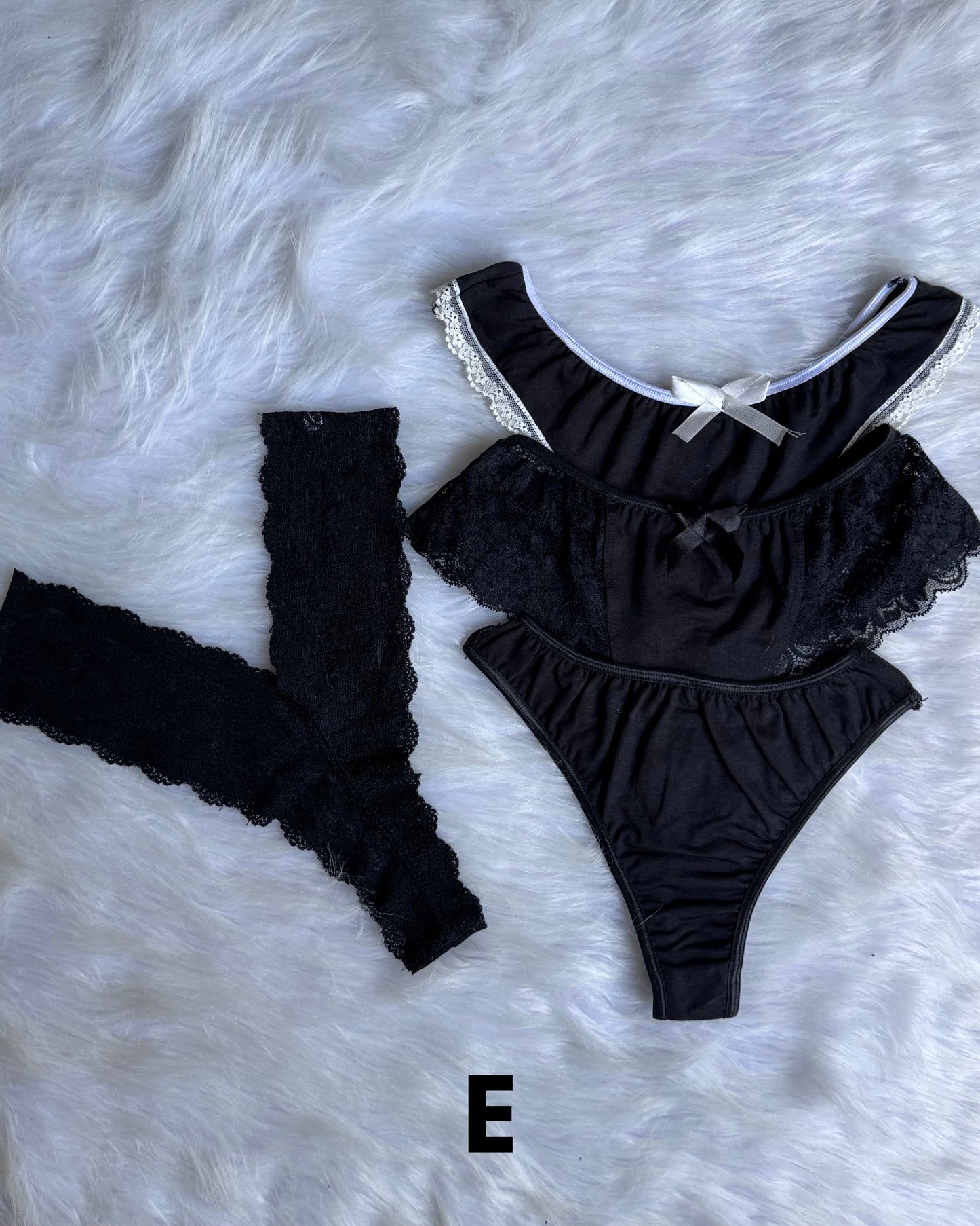 Black Set (Pack of 4)