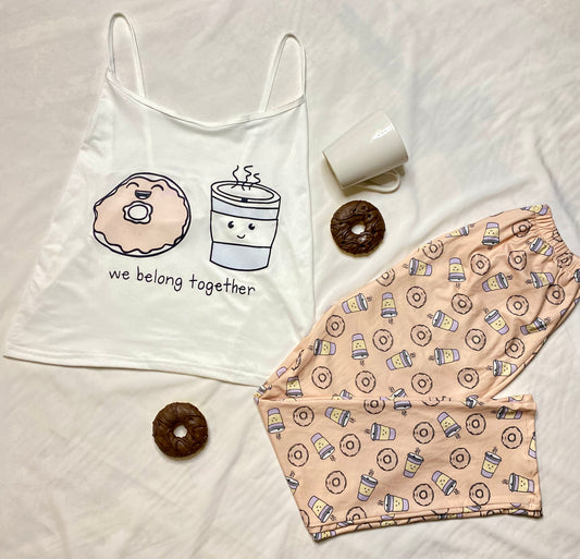 Women's 2-Piece Pajama Set: T-Shirt & Pants