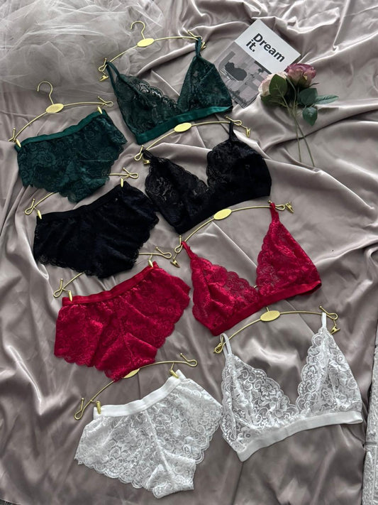 Lace Bralette and Shortie Set (Pack of 4)